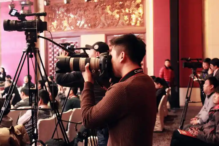 一个摄影师的工作与个人照