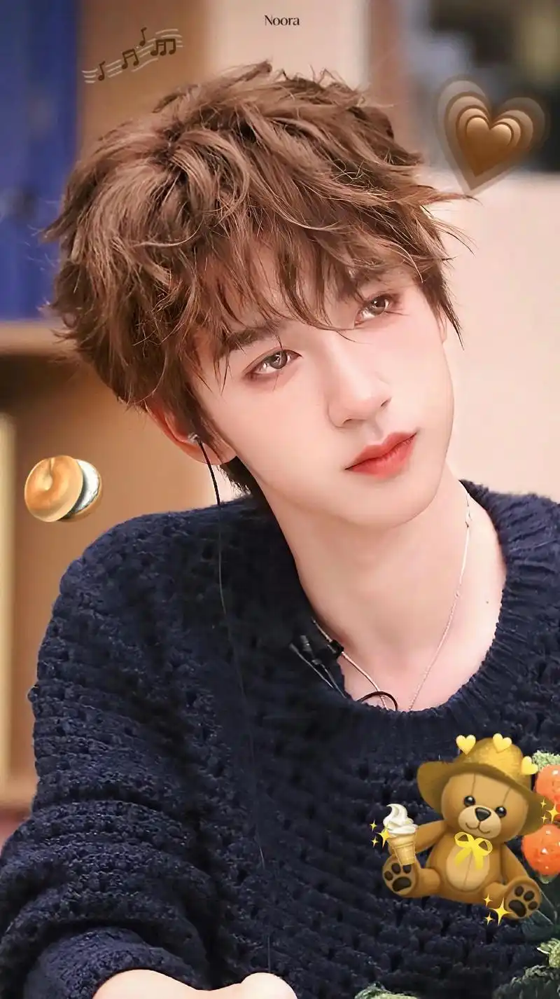 我的美拉德雨木木.#贺峻霖 #卷毛 #阔爱炸了 #壁纸 #令 - 抖音