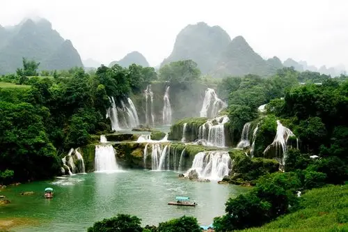 崇左有什么好玩的地方