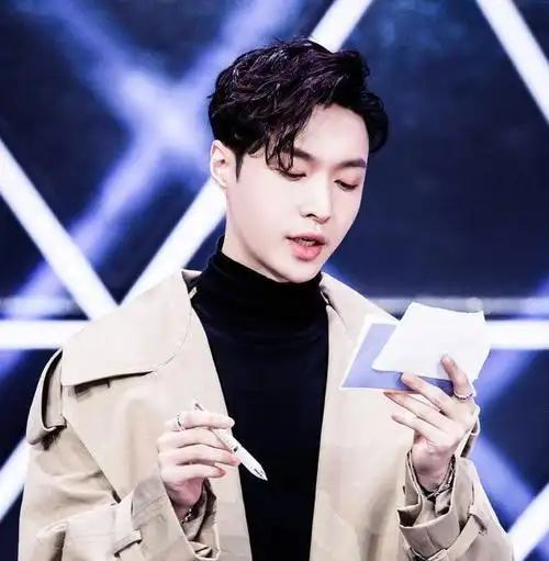 没有一首代表作,却被捧为歌坛"顶流",这6位明星羞不羞