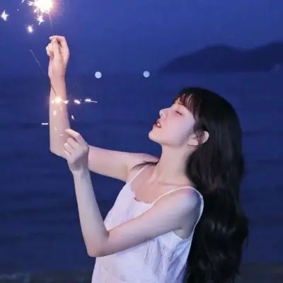 头像女干净蓝色,高清唯美的浅蓝色系小清新图片女头_女生头像_美头网