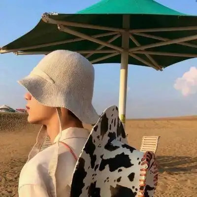 ins男生头像意境超酷