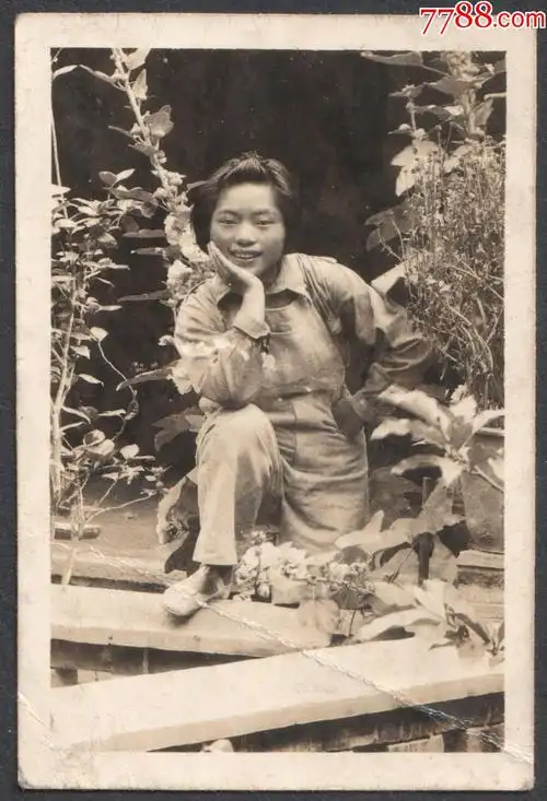 民国老照片,1941年女学生老照片