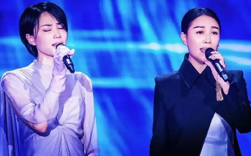时隔20年,那英王菲同唱《我和我的祖国》,天后一开嗓又火到不行