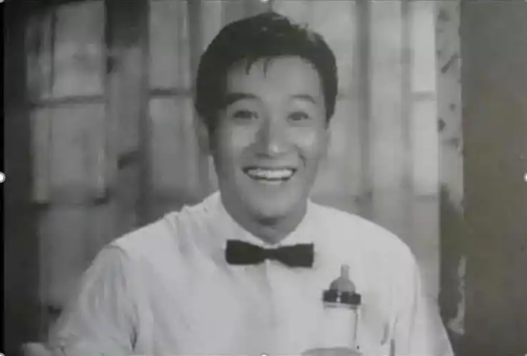 儿子谢霆锋只是一个厨神老爸谢贤将拿到终身成就奖