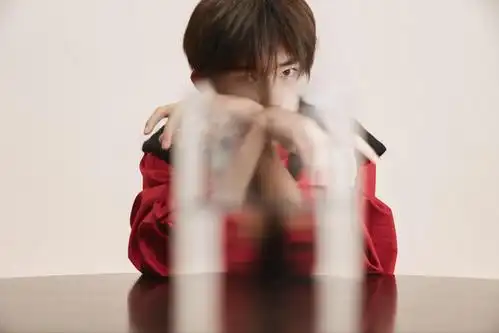 易烊千玺十九岁生日写真,高清图片,壁纸-桌面城市