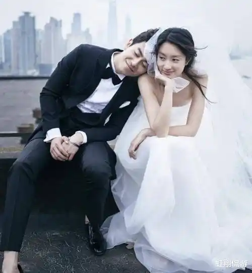 朱亚文与老婆深夜约会,相爱13年仍在热恋期_沈佳妮_老公_夫妻