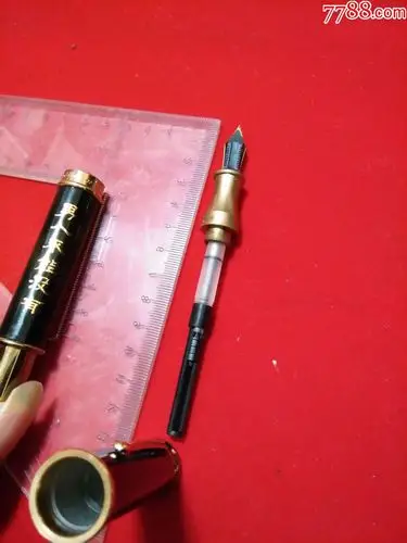 大钢笔一把-没有使用过-如图-黄铜壳