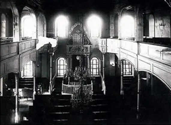 哈尔滨现遗存的两座犹太教堂