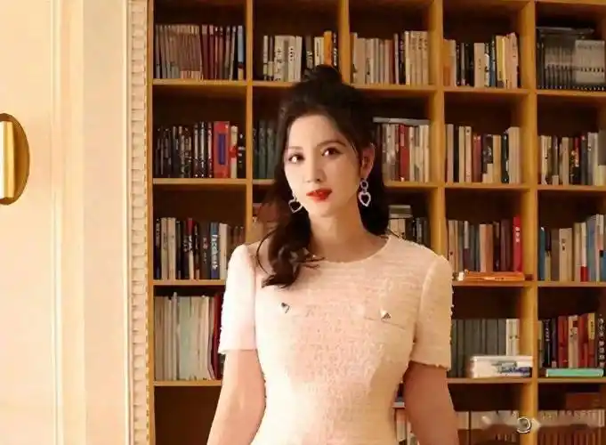 张萌"迷倒"百亿总裁!