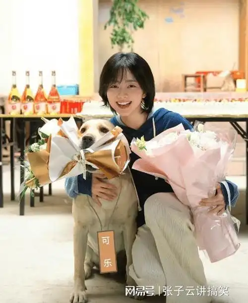 谭松韵圆了吴京女儿梦泪目新作展现父女之间的爱与成长