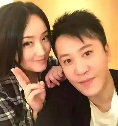 46岁杨钰莹大婚毛宁这样回应这匹野马终于找到自已的草原