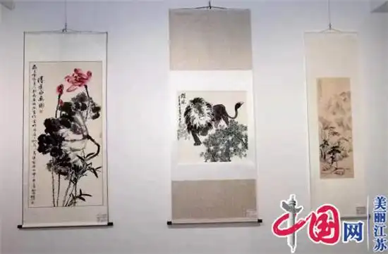 喜迎二十大开创新境界一一艺海水墨颂党恩书画作品展在南京举行