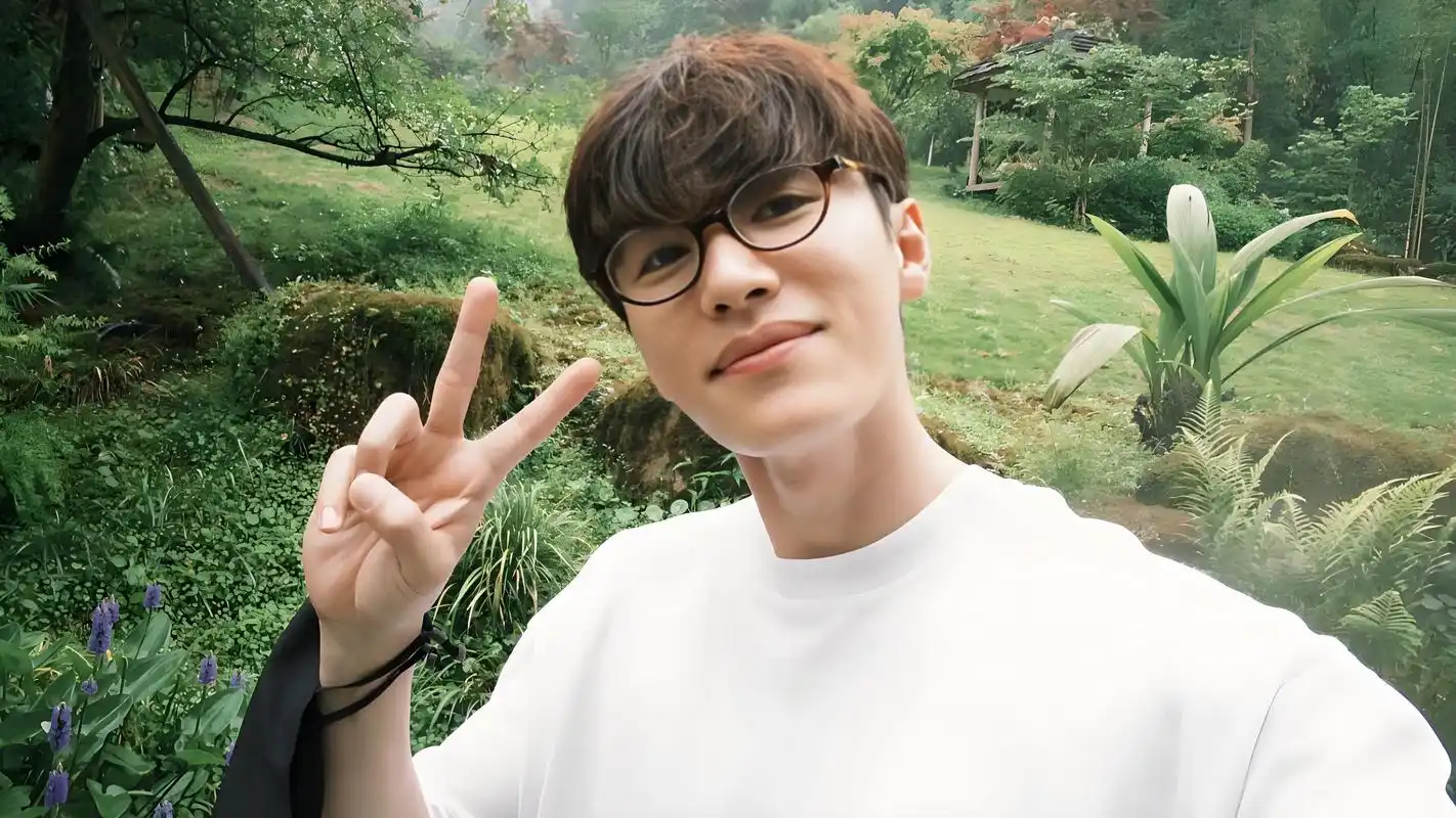 35岁男演员代旭青城山辟谷7天瘦8斤!分享身心蜕变之旅