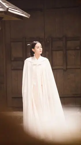 迪丽热巴烈火如歌