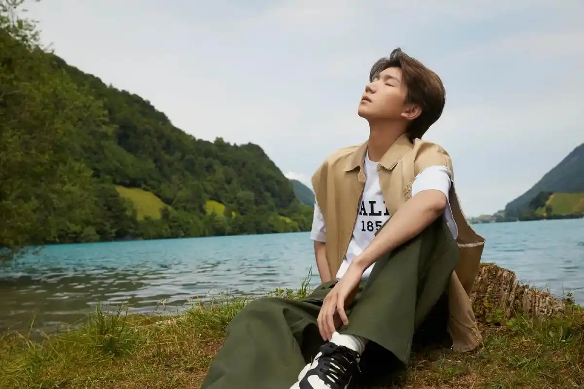 王源老师二十三岁生日快乐!