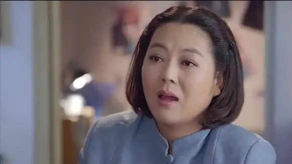 黄大妮:傻老大说话不长脑子,一句话重伤亲妈,简直不可理喻-影视综视频