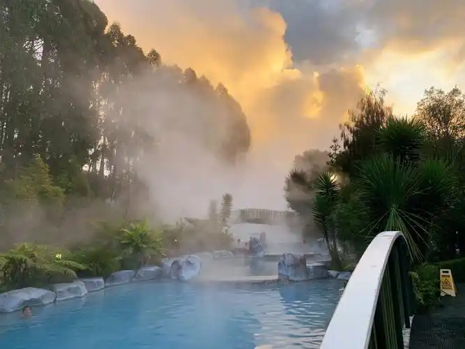 陶波taupo wairakei terraces 温泉7615 必去