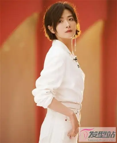 有种发型叫"万茜短发" 独特飒美气场十足