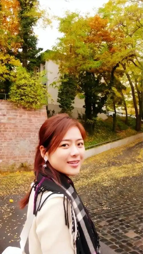 回顾主持人陈辰我这辈子正确的决定就是41岁高龄为丈夫生孩子