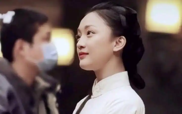 最爱的女人就是周迅,她身上有种无与伦比的灵气