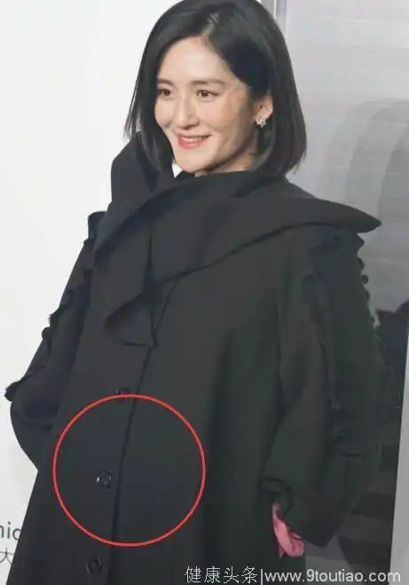 女星怀孕期间,霍思燕最接地气胖成水桶,其他明星依然化妆娇美