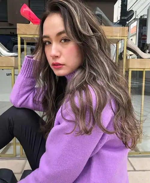 挑染什么颜色好看长发挑染几缕头发的图片大全