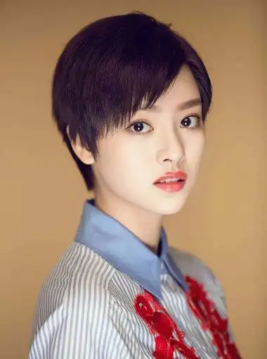 明星短发发型