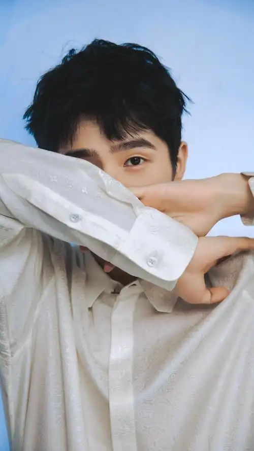 刘昊然生日快乐