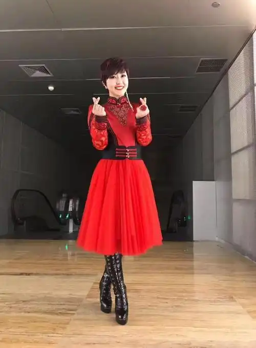 歌手格格个人资料简介,歌手格格哪年出生(听说这首神曲很有味道)