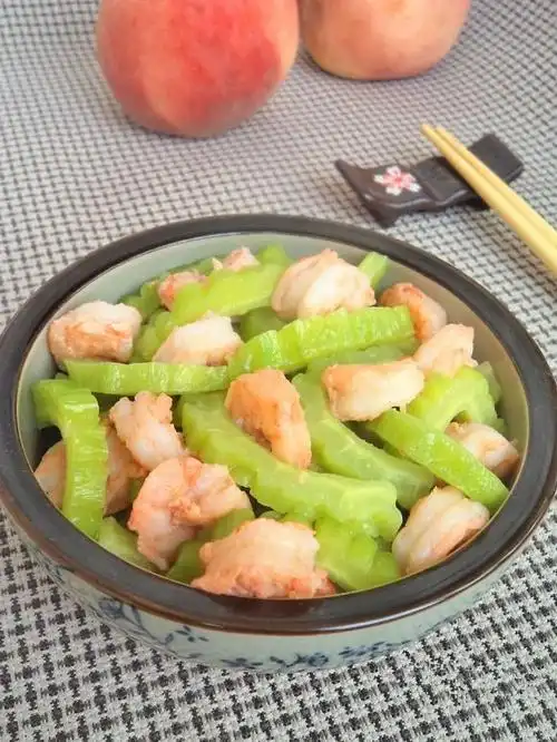 清暑——虾仁炒苦瓜