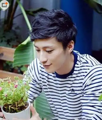 长鬓角发型怎样剪