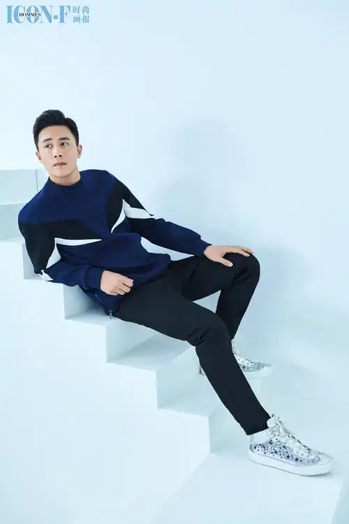 p>杜淳,1981年5月22日生于河北省保定市,中国内地男演员,2003年毕业