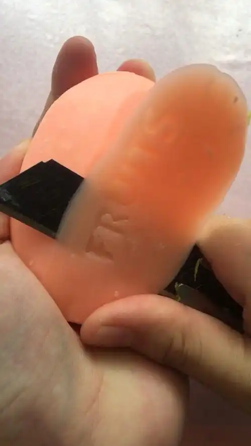 刮香皂看起来超酸爽,快找一块试试吧!