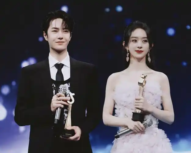 赵丽颖王一博被传二搭,粉丝集体发声,后援会为施压暂停应援工作