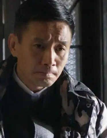 回顾演员田小洁从工人到演员娶女神江珊为妻爱情事业双丰收