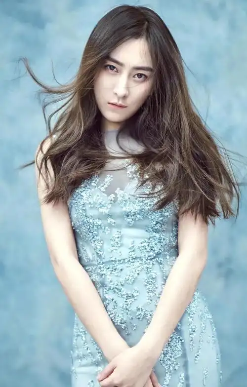 马苏高清惊艳写真,惊艳迷人!__财经头条