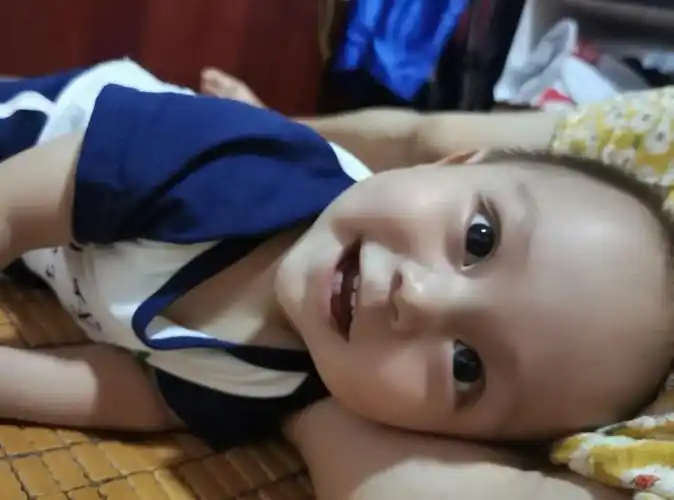 清澈蠢萌的眼神#人类幼崽 #被你萌化了 #大眼睛宝宝 #想看 - 抖音