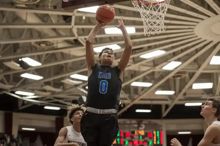 josh green joins nico mannion in committing to arizona wildcats