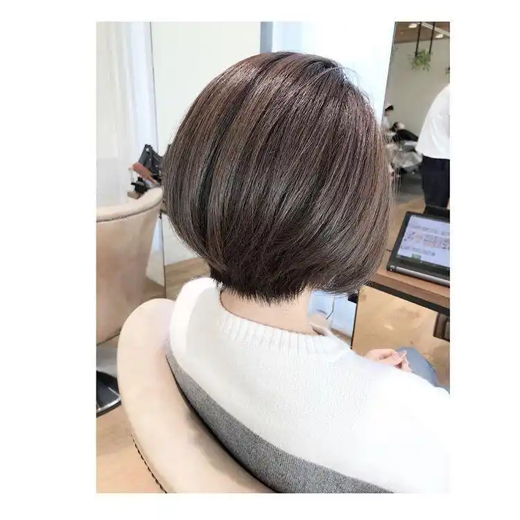 波波头发型剪得这么美头型都变立体起来