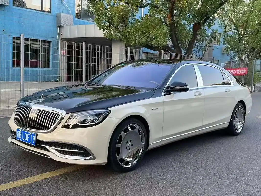 最新拿下.17年奔驰迈巴赫s400豪华版 双拼色外观 20寸 - 抖音