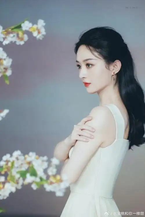 赵丽颖中秋营业照##赵丽颖中秋素色长裙写真##赵丽颖