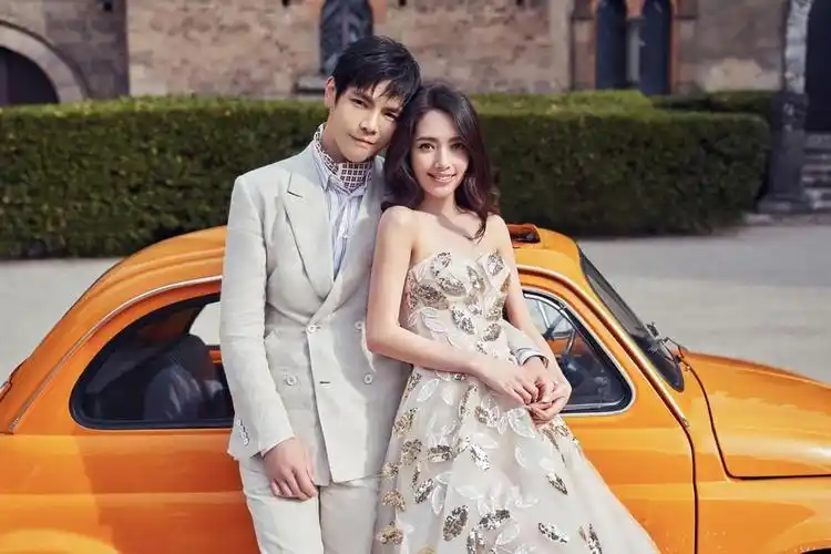 向佐郭碧婷晒婚纱照 深情表白对方:余生只有你