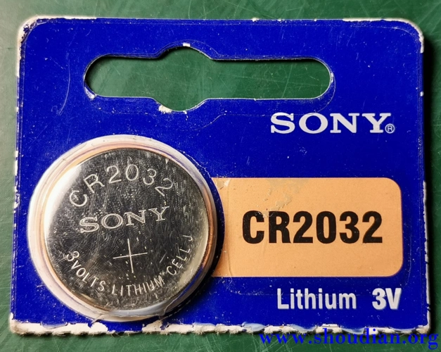 两种版本的索尼纽扣电池谁真谁假