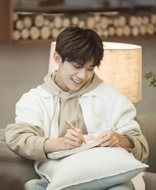 易烊千玺《朋友请听好》第二期剧照图片 - tt98图片网