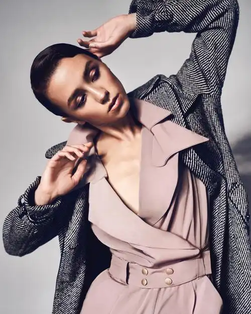 lucy杂志-秋季时装人像