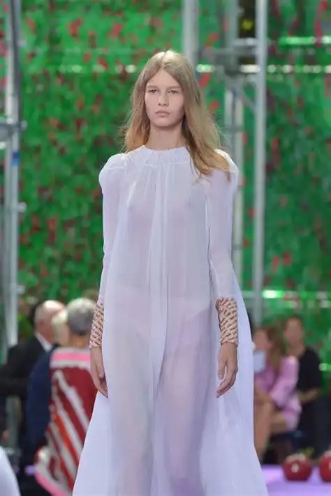 时装表演透明装 - 搜狗英文