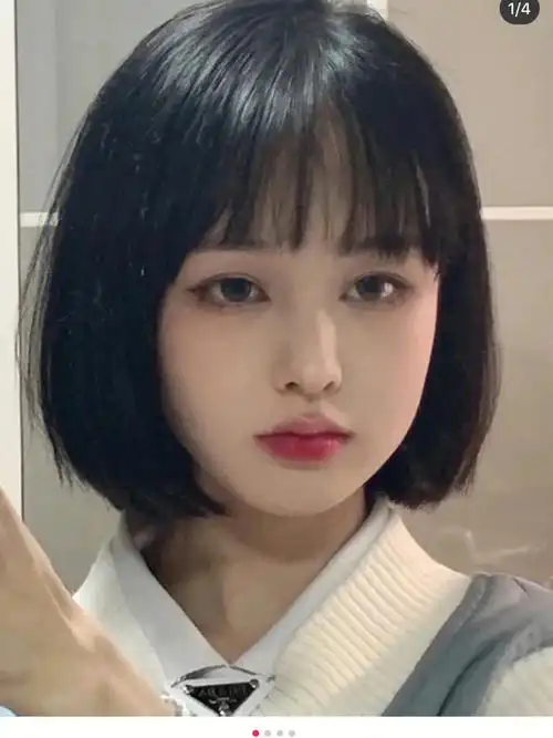 学生头都说圆圆的[苦涩]我就方了……女孩子就是喜欢造头发[破涕为笑]