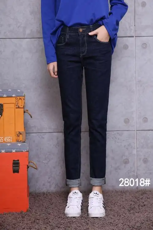 共96 件深兰色牛仔裤相关商品