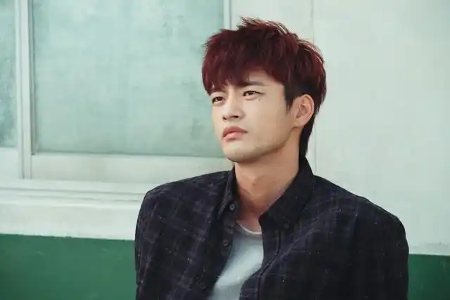 各种痞帅风格的徐仁国